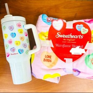 Sweethearts Conversation Hearts Valentines Tumbler/Blanket Bundle NWT
